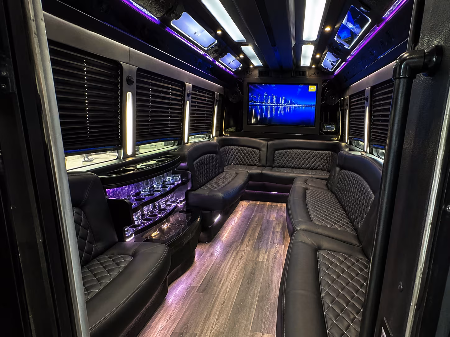 Aurora Prom & Homecoming Transportation group transportation