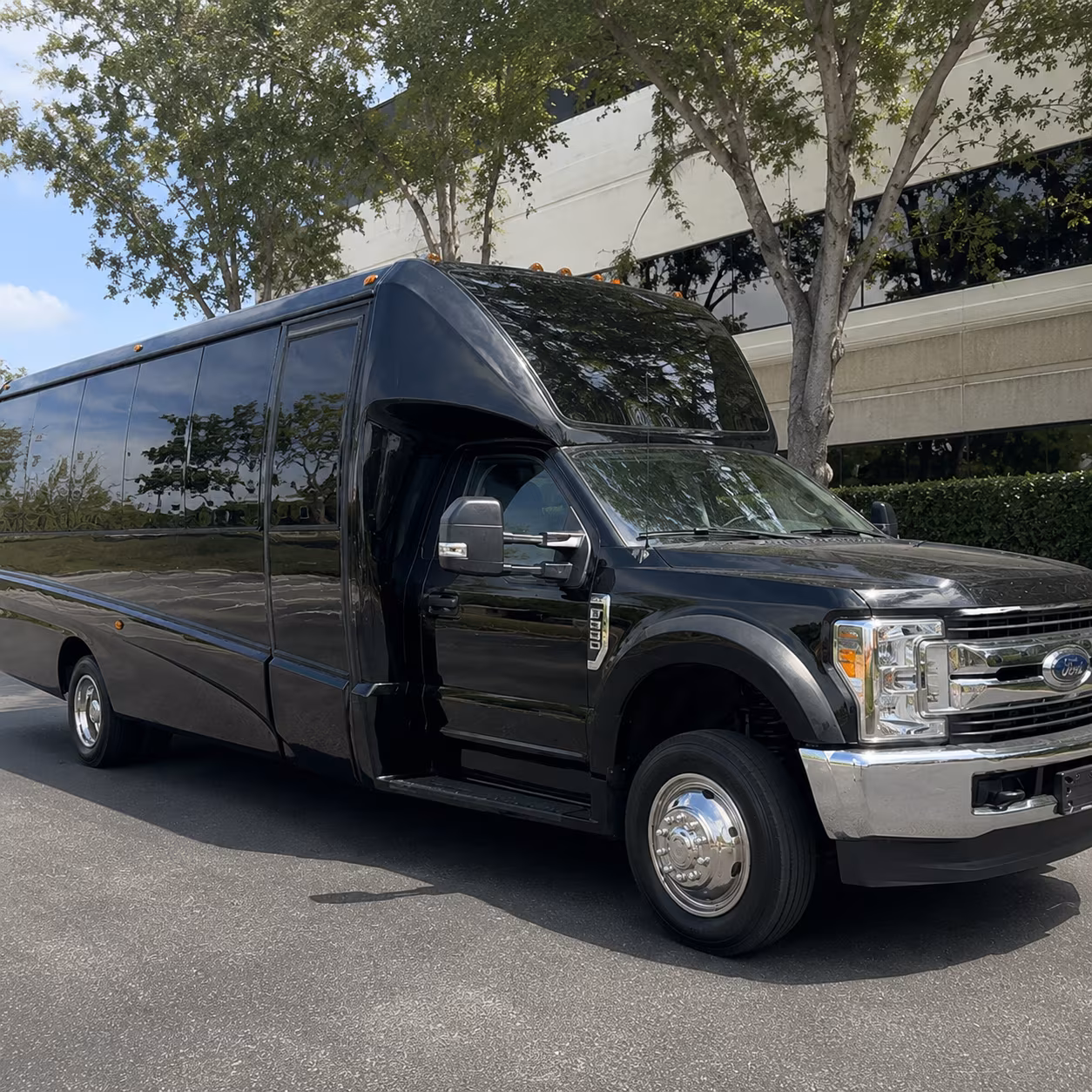 Aurora Winery Tour & Pub Crawl Transportation party bus interior