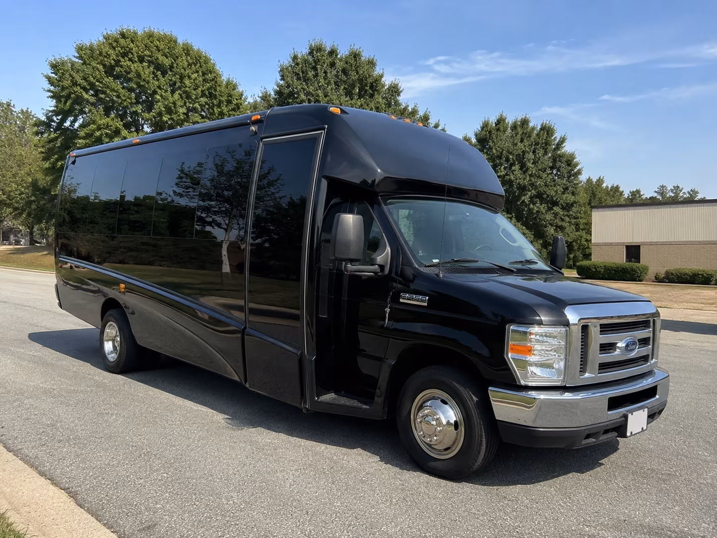 Thornton Airport Shuttles & Transportation
